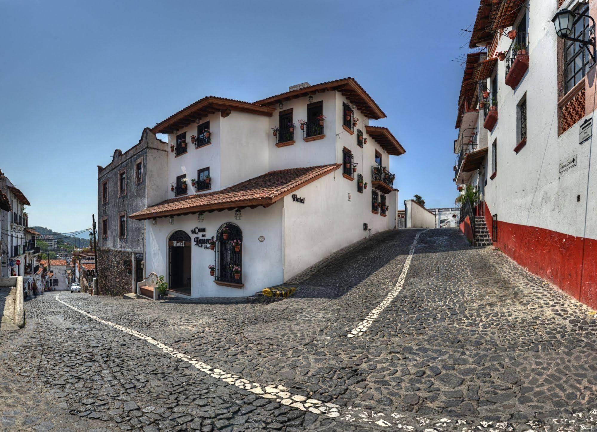 Отель La Casa Del Laurel Таско-де-Аларкон Экстерьер фото