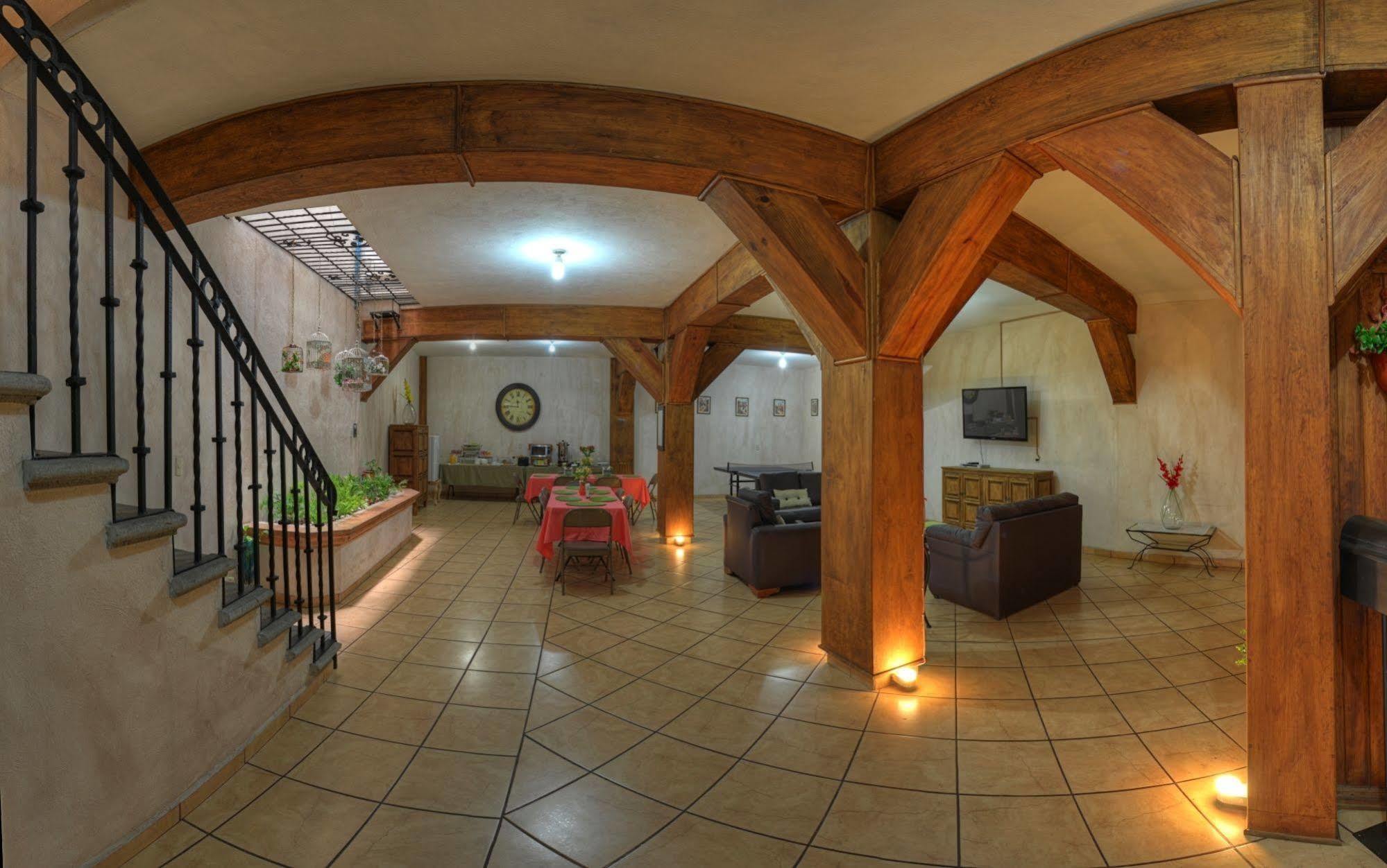 Отель La Casa Del Laurel Таско-де-Аларкон Экстерьер фото